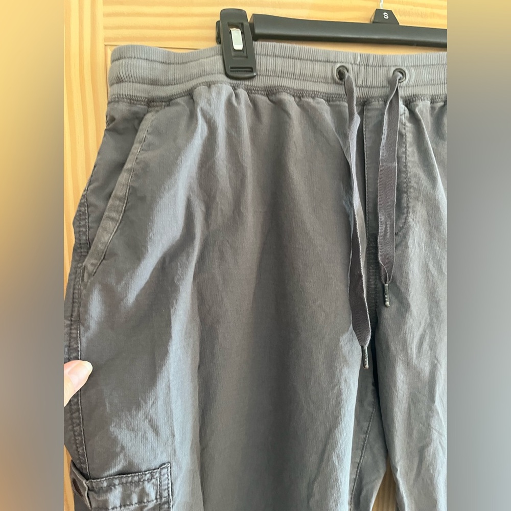 LL Bean Dark Gray Men’s Cargo Pants Size‎ XL - Picture 3 of 11